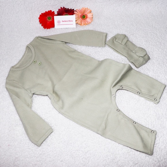 Matcha Ribbed 2 Piece Set - Picture 2 of 2